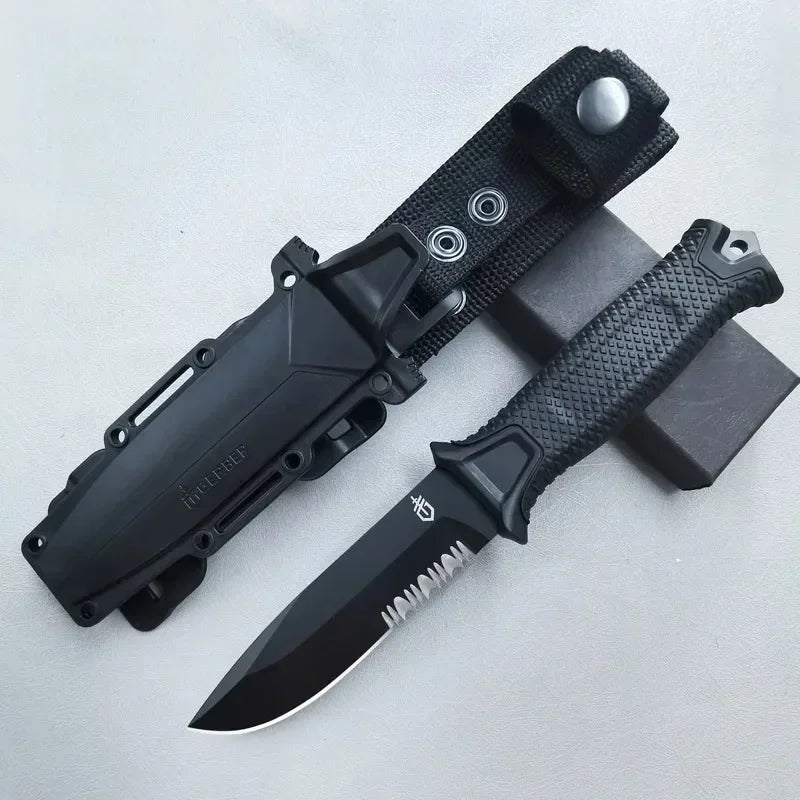 Fashion Stainless Steel Outdoor Survival Knife Portable Camping Pocket Knife Military Tactical Knives for Self Defense Hiking